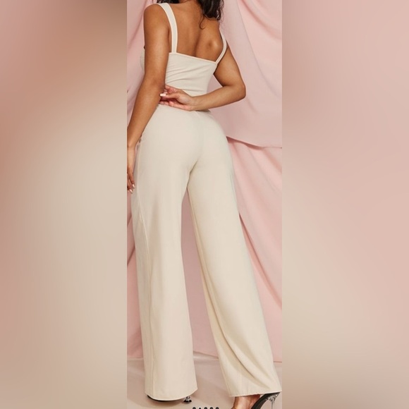 PrettyLittleThing Stone Woven Corset Ring Detail Strappy Jumpsuit - Picture 3 of 6